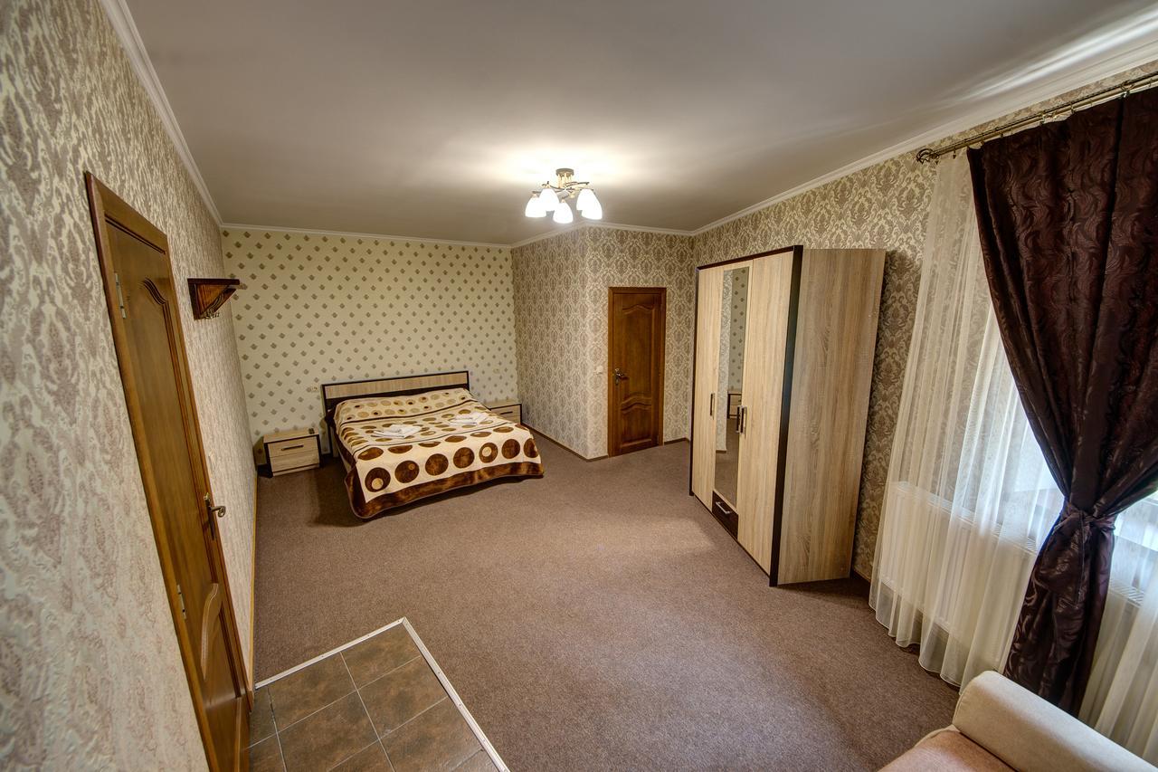 Triple Room,653854143:JPEG